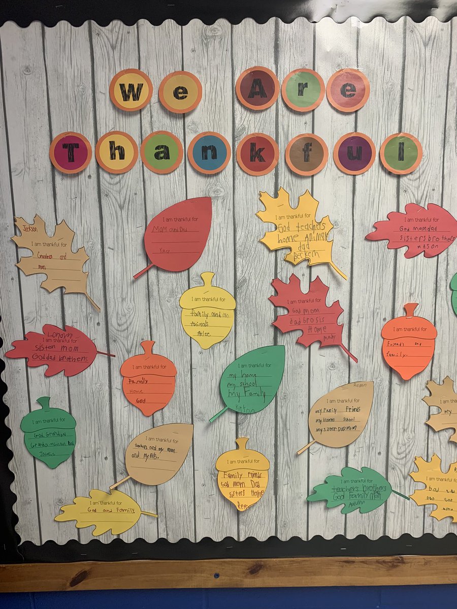 NEN2ndgrade's tweet photo. We are thankful 2nd graders 💕💕 https://t.co/urlRTUuryH