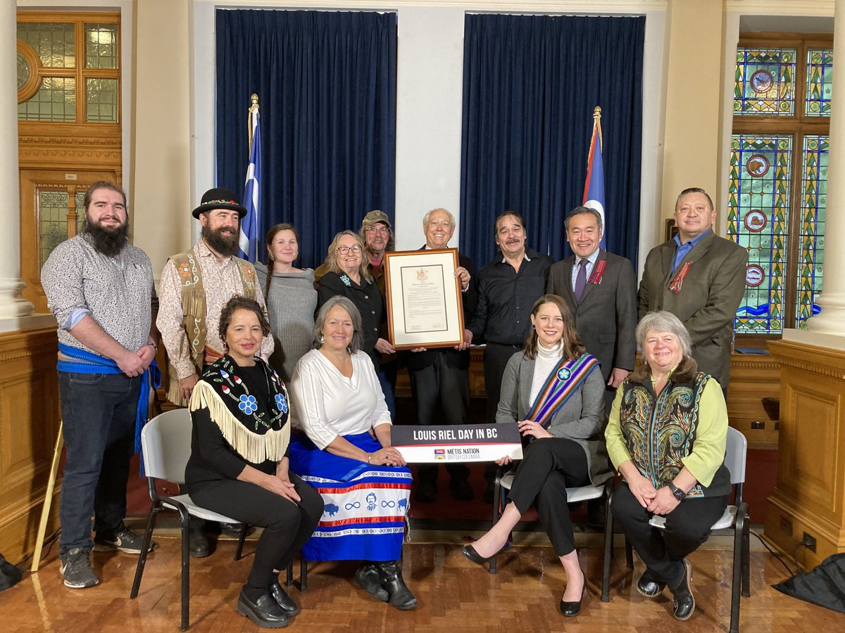I am honoured to stand with @MetisNationBC leaders at @BCLegislature, proclaiming today #LouisRielDay in BC, and acknowledging Louis Riel’s place in history as an important leader who strove for justice and advocated for Métis rights. news.gov.bc.ca/releases/2022I…