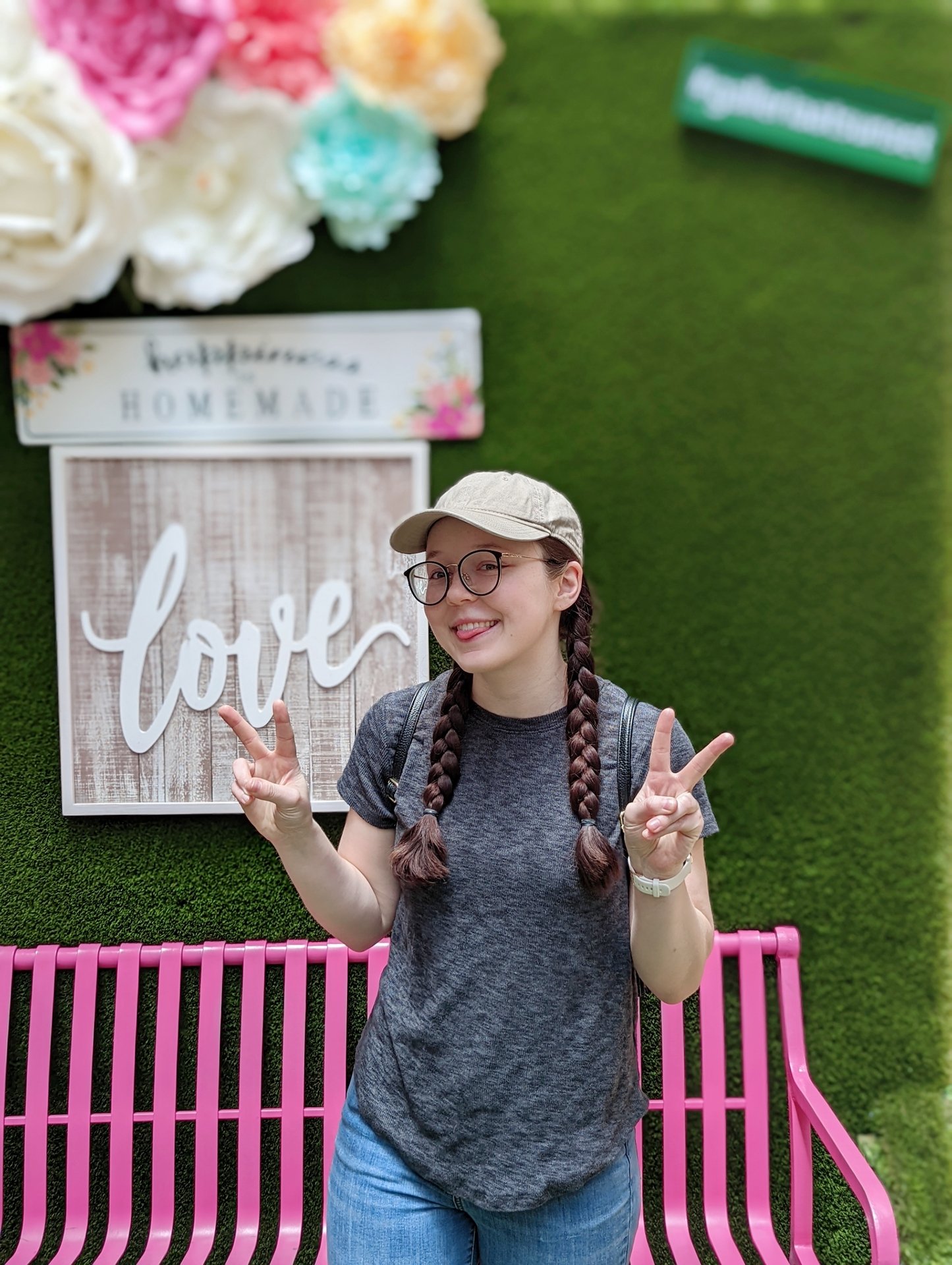 TW Pornstars - Lochy 🦊. Twitter. Happy #WCW to the most adorkable goob