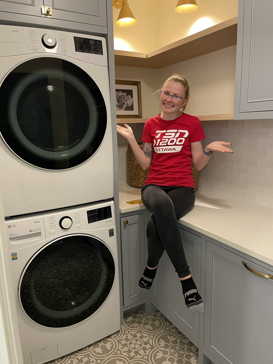 TSN1200's tweet photo. We think @TSNSteveLloyd may have to fight Zoe for that home theatre! Be sure to get your tickets before the early bird ends this Friday at midnight! @CHEO #CHEODream #MintoDreamHome https://t.co/NzByDjKO7B