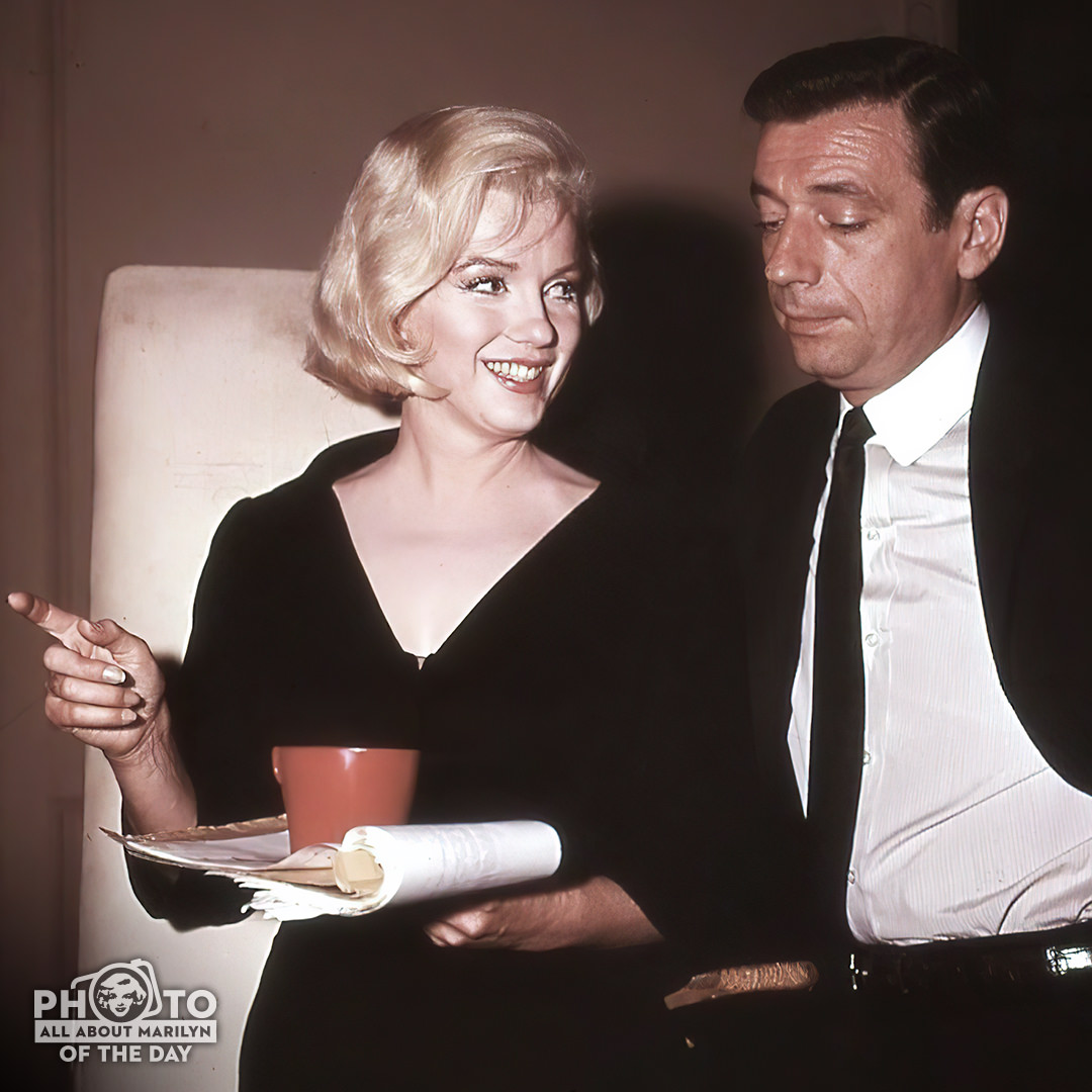 MARILYN MONROE #PhotoOfTheDay — Marilyn with Yves Montand. Can you name the movie they starred in together? #MovieTrivia  💋 .

#MarilynMonroeFans #AllAboutMarilyn #MarilynMonroe #Marilyn #MarilynMonroeMoment #VintageHollywood #MarilynMonroeStyle #LetsMakeLove #GreatSmile