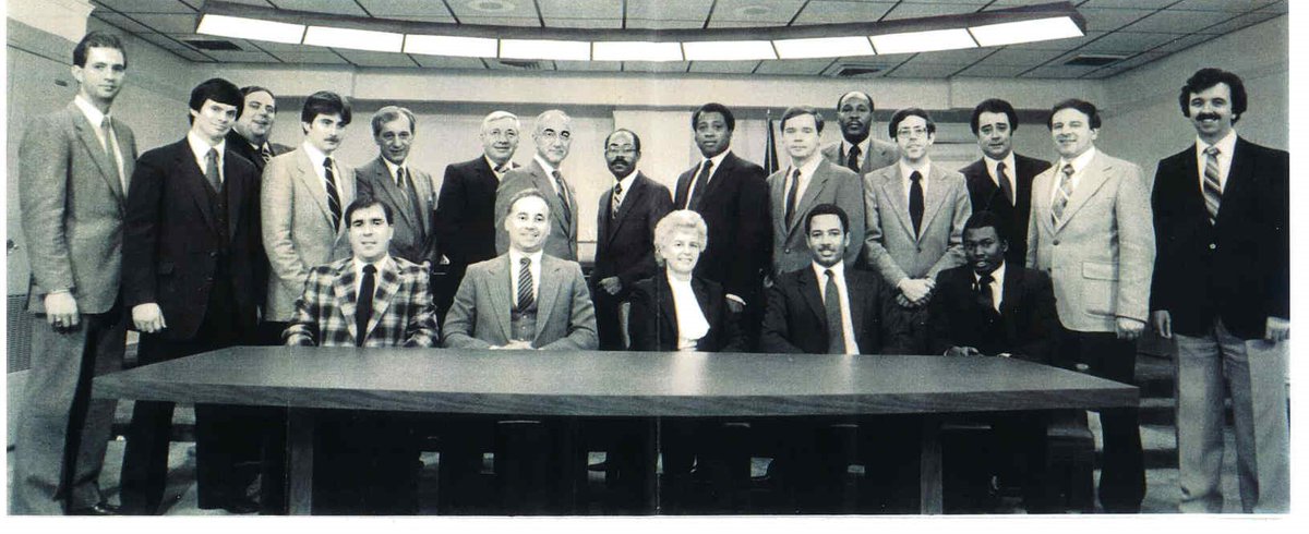 HouseArchives's tweet photo. Calling on former Members and staff! 

We need your help identifying why these Members gathered for a photo; ie. a specific caucus, delegation, leaders? A date or time period would be an added bonus! https://t.co/AR5XxZ6OmA