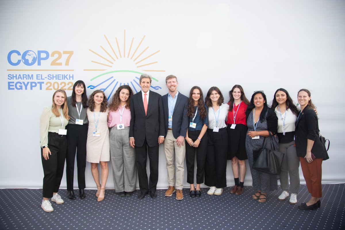 Yale School of the Environment (@yaleenvironment) on Twitter photo Some of our students also had the opportunity to meet <a href="/ClimateEnvoy/">Climate at State</a> and fellow Yalie John Kerry! #COP27 Some of our students also had the opportunity to meet <a href="/ClimateEnvoy/">Climate at State</a> and fellow Yalie John Kerry! #COP27