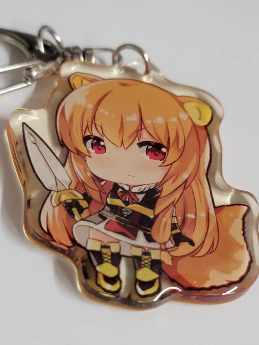 昔、クアラルンプールのオタクイベントで買ったキーホルダー。両面印刷で両面ともレジンでドーミング加工されてる。凄くめんどくさそうな加工。またクアラルンプールに日帰り観光とか出来るようにならないかな… 