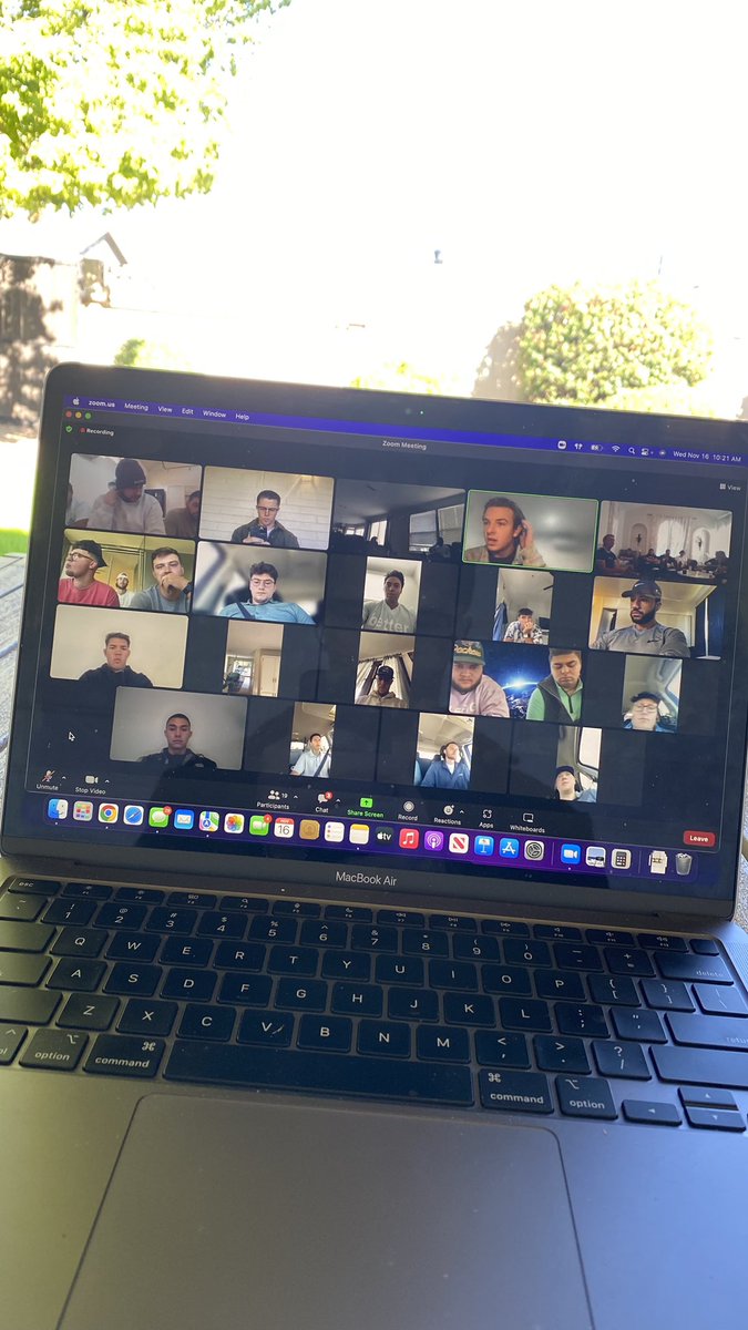 DylanKline's tweet photo. Team Smile Big - a group of brothers committed to personal development and changing people’s lives. 

Love this team. https://t.co/1tqvhUGXQH