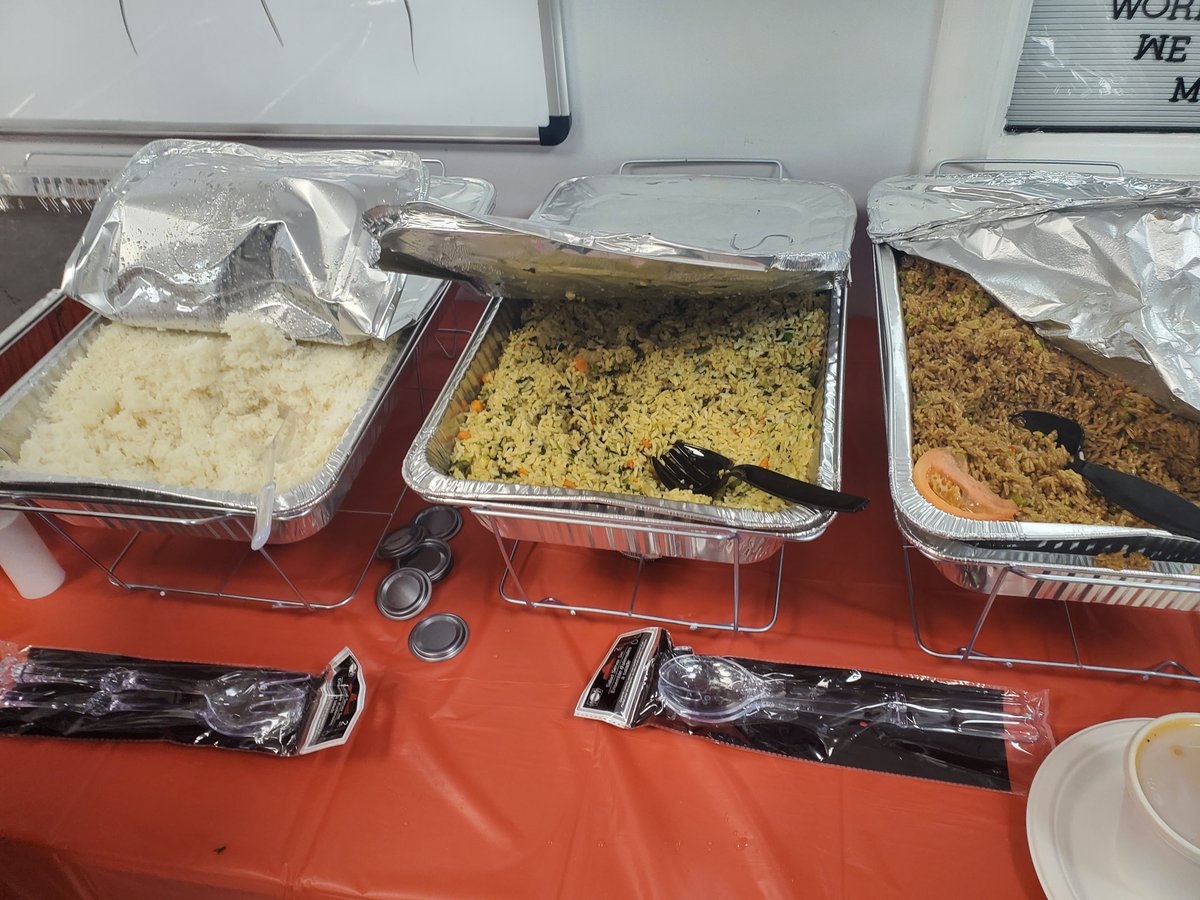 MittlemanEye's tweet photo. #MittlemanEye is celebrating Thanksgiving early with our annual potluck dinner.

Our theme this year is Joy to the World. We're enjoying food from 5 cultures around the world.
• Jamaica
• India
• Cuba
• Haiti
• USA https://t.co/C96uDoLOnQ