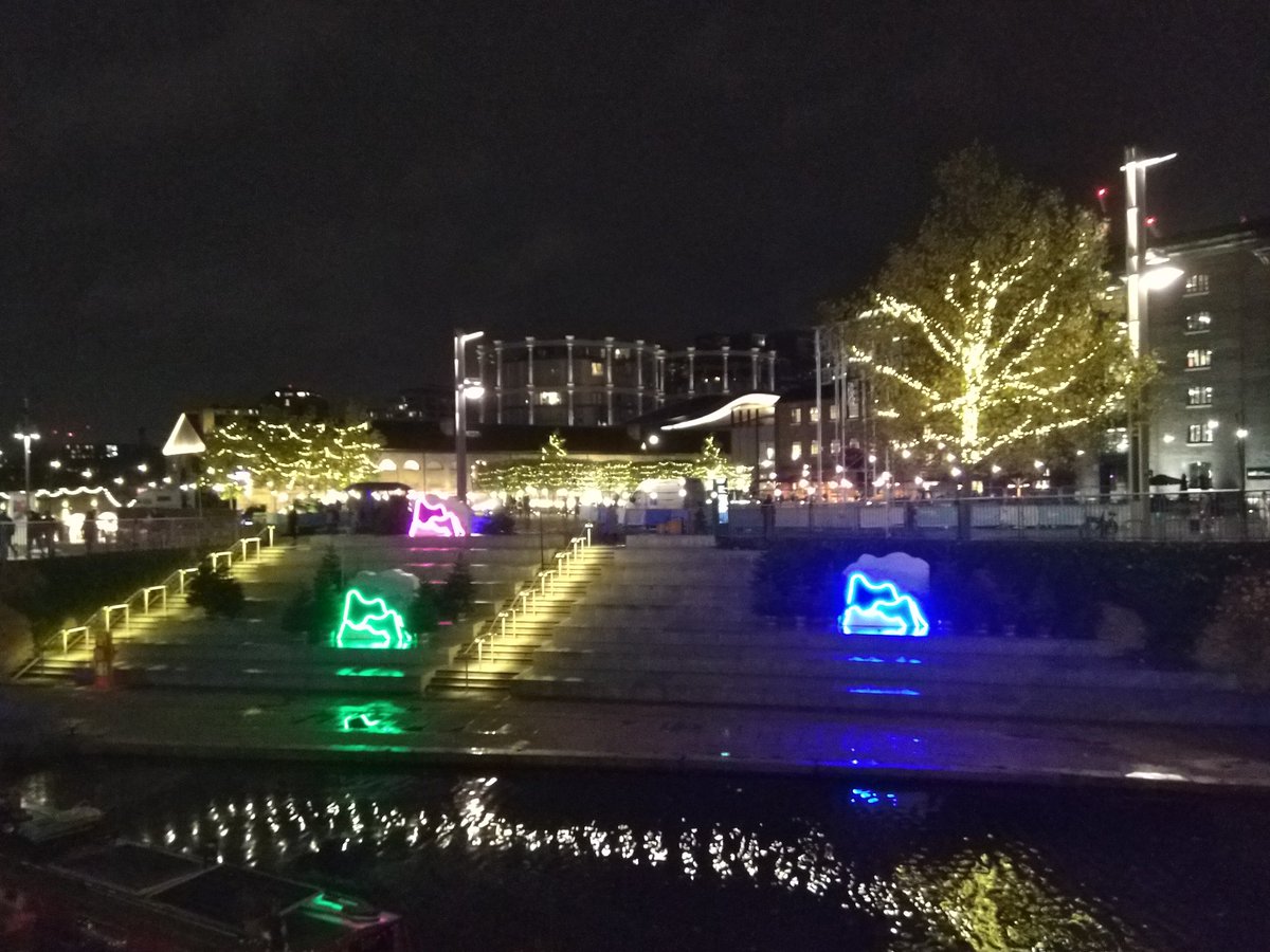 Impressive physical transformation of <a href="/CoalDropsYard/">Coal Drops Yard</a> to rear of <a href="/kingscrossuk/">Kings Cross</a> <a href="/StPancrasInt/">St. Pancras International</a> station - used to be something of no-go area in 80s &amp; 90s particularly after dark due to nefarious activities - now a shopping &amp; leisure destination #regeneration #gentrification #heritage