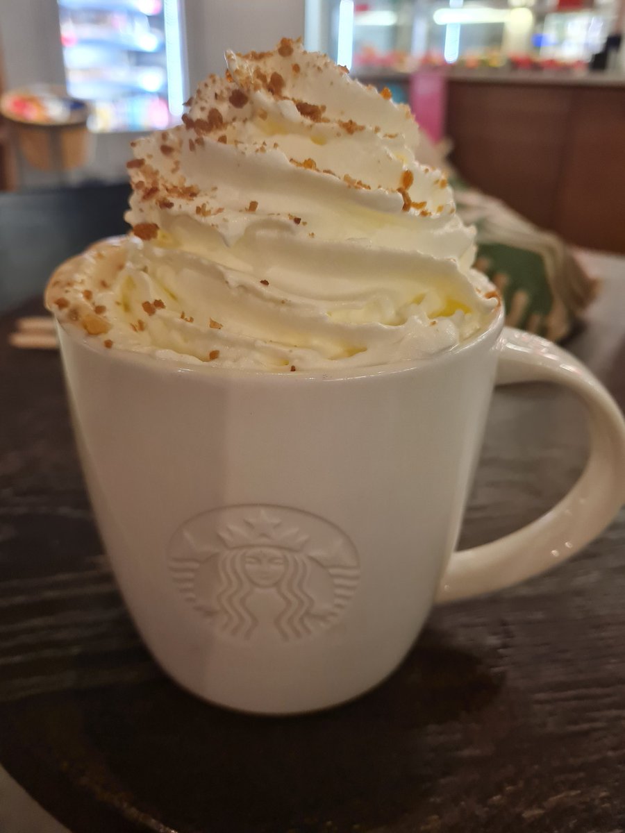 HelenPipe_1's tweet photo. Just having a refuel before the commencement of mock marking! #caramelwafflelatte #sugar #needed #mocks #timeofyear #festivebeverage #teacherlife #Geography #geographyteacher https://t.co/sHWkPpGIor