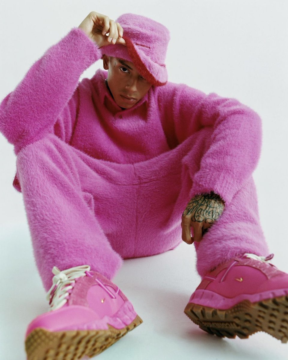 OfficialGracie's tweet photo. I’m OBSESSED with Central Cee’s photoshoot with @jacquemus 😍😍 https://t.co/pmELDU9ShZ