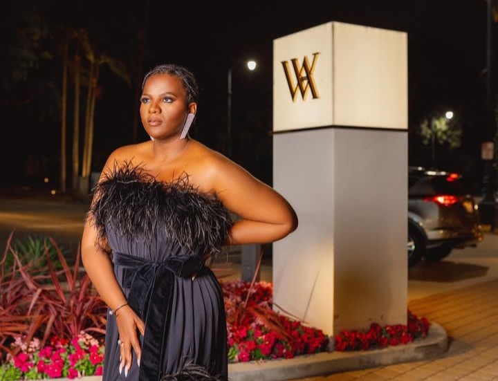 Less than 3k followers away from 20k, Thank you for following me. I will be distributing R5000 to 5 people as soon as k reach 20k followers. Remember to win you must be following me, LIKE RETWEET COMMENT ROYAL AM.