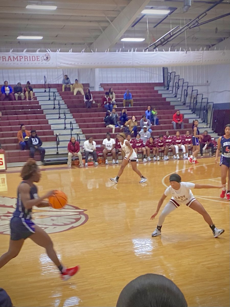 Deundria Stovall tweet media