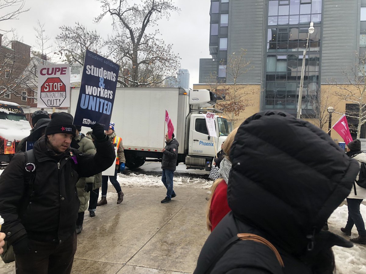 CUPE 3902 tweet media