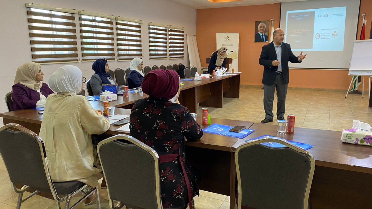 ForumMENAgender's tweet photo. The @ForumFed MENA Programs Series: Jordan 🇯🇴

𝐒𝐞𝐧𝐬𝐢𝐭𝐢𝐳𝐚𝐭𝐢𝐨𝐧 𝐢𝐧 𝐚𝐥𝐥 𝟏𝟐 𝐆𝐨𝐯𝐞𝐫𝐧𝐨𝐫𝐚𝐭𝐞𝐬 𝐭𝐨 𝐈𝐧𝐜𝐫𝐞𝐚𝐬𝐞 𝐭𝐡𝐞 𝐀𝐰𝐚𝐫𝐞𝐧𝐞𝐬𝐬 𝐨𝐧 𝐍𝐚𝐭𝐢𝐨𝐧𝐚𝐥 𝐒𝐭𝐫𝐚𝐭𝐞𝐠𝐲 𝐨𝐟 𝐖𝐨𝐦𝐞𝐧 𝟐𝟎𝟐𝟎-𝟐𝟎𝟐𝟓

📖➡️https://t.co/8kow1DCwMq https://t.co/CHdmMEQPsc
