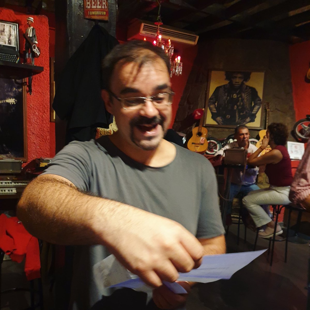 crucecaminosbar's tweet photo. El miรฉrcoles por esa gente que se ilusiona ๐ฅ๐ค Desde las 20h ๐ฅ๐ค
#crucedecaminos #rock #villalba #colladovillalba #biker #madrid #bike #biker #rockandroll #rocknroll #moto #motobar #motero #barmotero #harley #harleydavidson #custom #beer #cerveza #rocknroll
#crucedecaminos https://t.co/6edeaZSRor