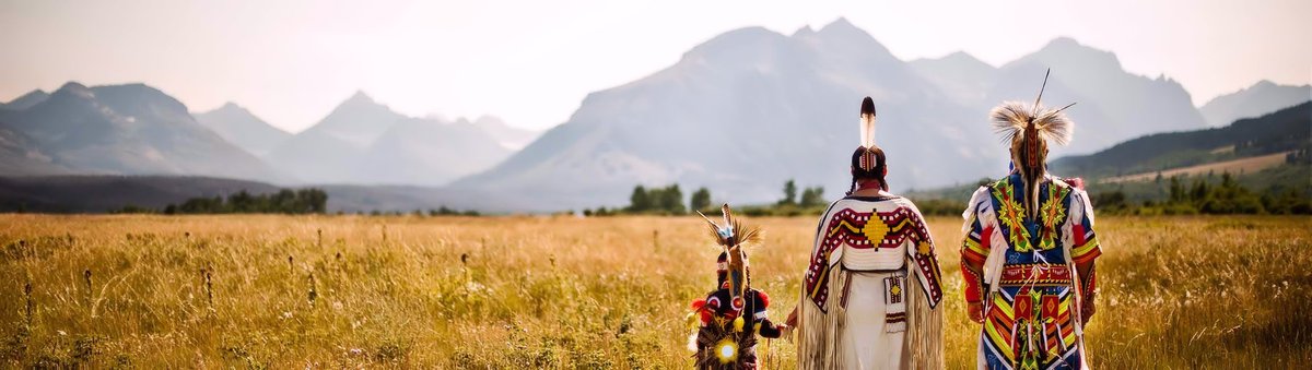 Native3rd's tweet photo. "Knowing that you love the earth changes you, activates you to defend and protect and celebrate. But when you feel that the earth loves you in return, that feeling transforms the relationship from a one-way street into a sacred bond.”
― Robin Wall Kimmerer, Potawatomi Nation 🪶✨ https://t.co/J2t0u1FxCz