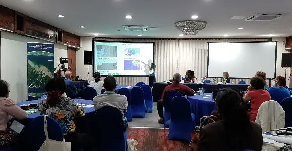 ComAuCarre's tweet photo. Suivre les #pollutions en temps réel sur le plateau des #Guyanes : c'est bien parti grâce au Projet de coopération Régionale d’Observation des GuYanes par #satellite, #PROGYSAT porté par #IRD en #Guyane sur financements @EuropeEnGuyane !
https://t.co/aN9jTaoBpo https://t.co/FghMGel4KB