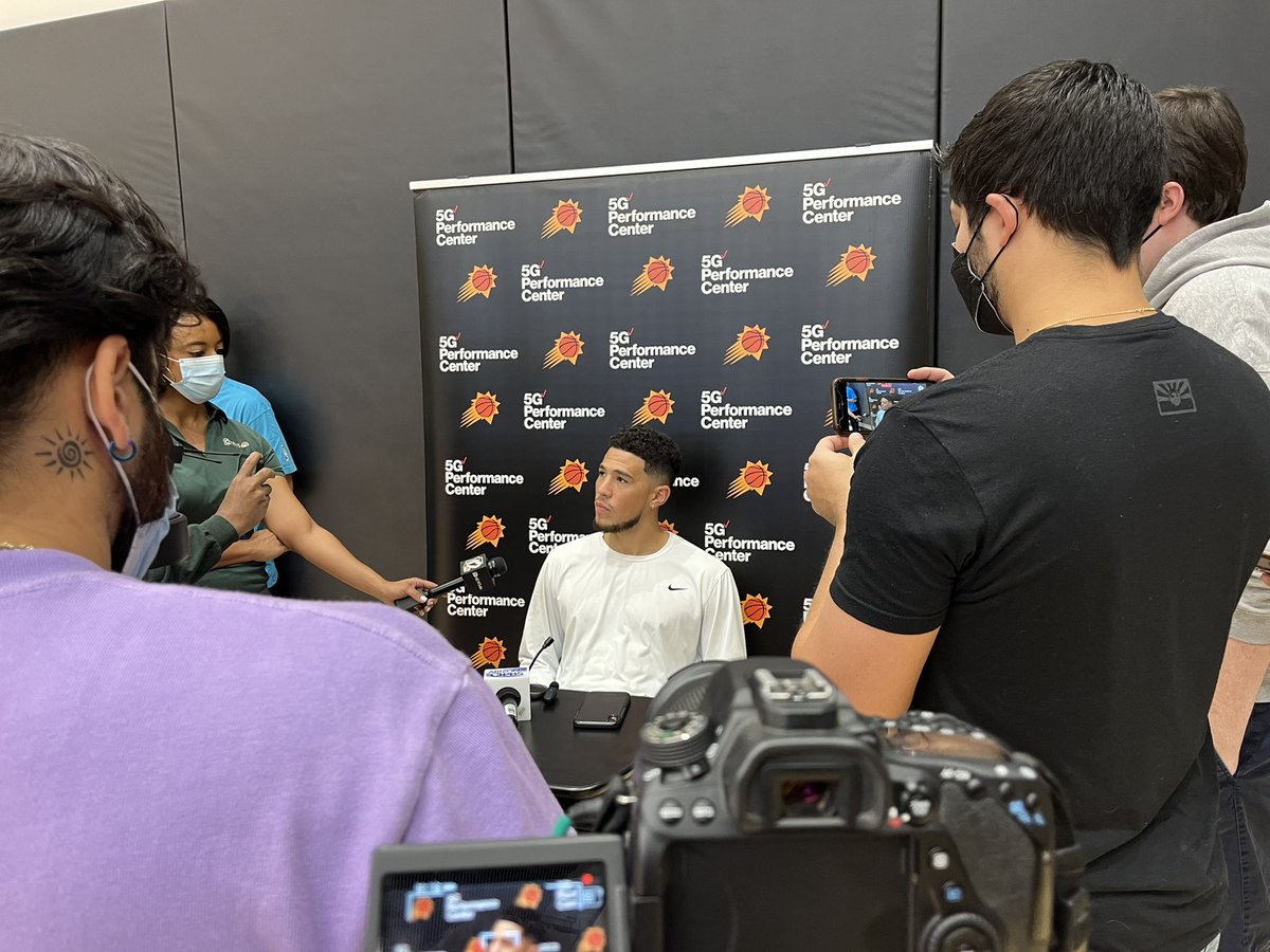 Liam Archer (@larcher98) on Twitter photo 2022-11-16 18:35:32 At #Suns shootaround with @Lowdownwlinds @EdisonLacour ahead of tonightโs game against the #Warriors @sportscronkite At #Suns shootaround with @Lowdownwlinds @EdisonLacour ahead of tonightโs game against the #Warriors @sportscronkite