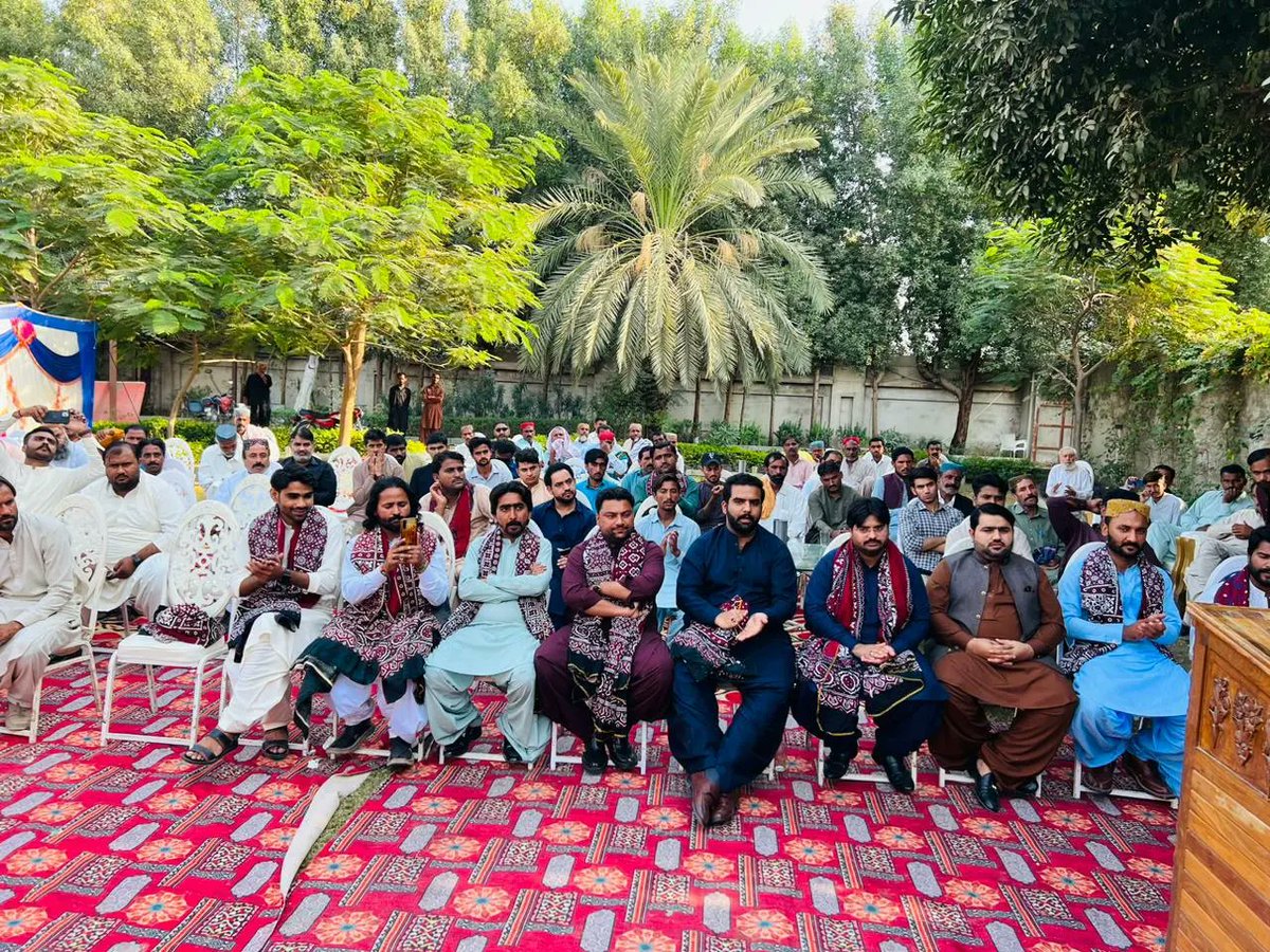 jibran_rafique's tweet photo. Attended Divisional Meeting Of SPSF Larkana &amp; Sukkur Division Regarding Re-Organization Celebration of Foundation Day Of PPP Meeting Chaired by President SPSF Sindh Mansoor Shahani   at Shaikh House Shikarpur
@BBhuttoZardari https://t.co/p11EcffmC9