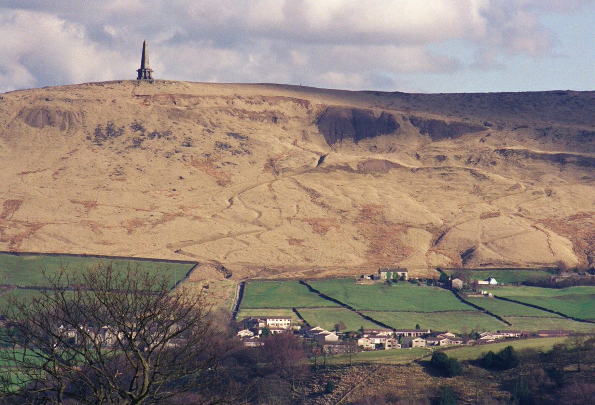 acutdaw's tweet photo. #photography #moorland #landscape 
Todays picture is a view of #Stoodley Pike above the Calder Valley in the south #Pennines after a period of low rainfall https://t.co/8C0GVEjcWg