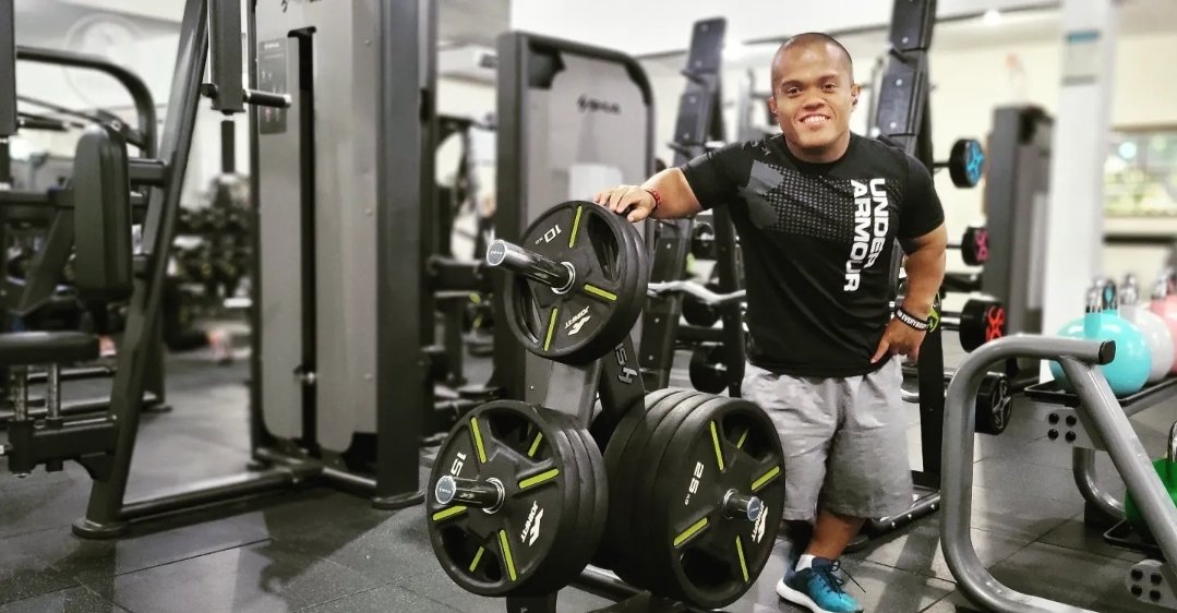 herbertaceitun1's tweet photo. Entreno finalizado enfocado en el nuevo reto 👊
#Indes #Coaspae #Copesa #Nutrefitnes #Parapowerlifting #Americaparaelmundo #Gym #workout #Sosmiangeldesdeelcielo https://t.co/6LYhXDMcvL