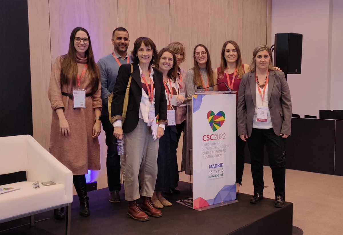 elena (@elenacalvo_bcn) on Twitter photo Comunicaciones orales en #CSC2022 , comunicaciones muy interesantes con participación de la audiencia: gracias <a href="/EbajoEster/">Ester</a> , Laia, <a href="/samruigar/">Samuel Ruiz Garcia</a> , Mercedes, Isabel y Silvia, moderando con Pilar Cañas <a href="/enferhemo/">Enfermería Hemodinámica</a> <a href="/CSC_interv/">CSConline</a> Comunicaciones orales en #CSC2022 , comunicaciones muy interesantes con participación de la audiencia: gracias <a href="/EbajoEster/">Ester</a> , Laia, <a href="/samruigar/">Samuel Ruiz Garcia</a> , Mercedes, Isabel y Silvia, moderando con Pilar Cañas <a href="/enferhemo/">Enfermería Hemodinámica</a> <a href="/CSC_interv/">CSConline</a>