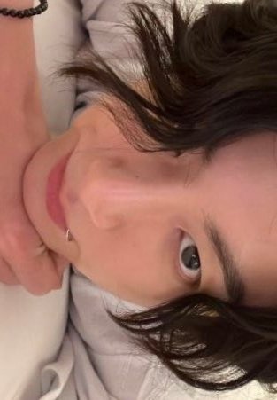 MeneghiniCosta's tweet photo. 💜🐰TÓPICO SENSÍVEL💜🐰
"JEON JUNGKOOK" Destabilizando o exército ARMY todinho 💜🐰😱
#jeonjungkook #JungKooK #JK #JungkookAtFIFAWorldCup #RunBTS #RunBTS_DancePractice #BTS_twt https://t.co/VxQNvjlRk3