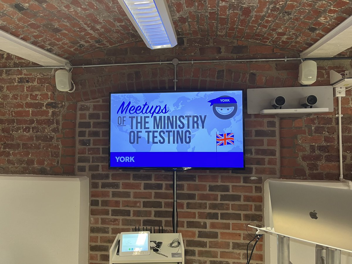 We’re ready for our first event! Lovely to see so many here ☺️