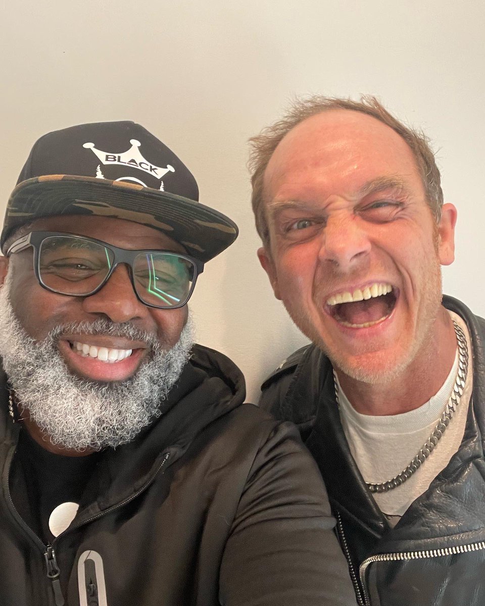 Kenimyles's tweet photo. @EthanEmbry68 #setlife https://t.co/r5vVRIcnXU