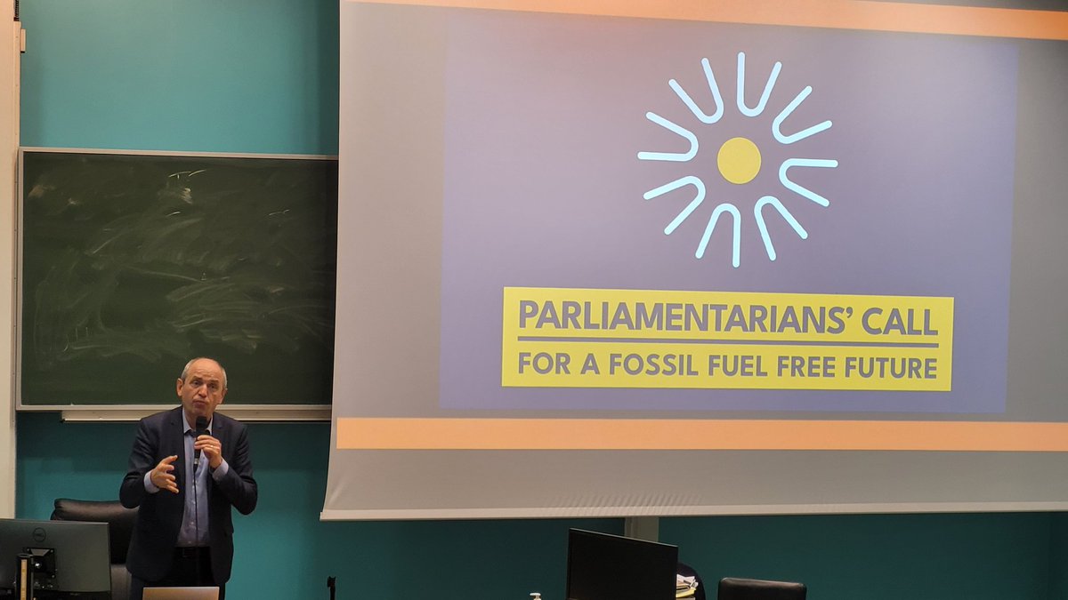 MichelCucchi's tweet photo. Avec @larrouturou, on arrête #TotalEnergies et tous les chauffards du climat pour un futur préservé. #STOPEACOP #AgirPourLeClimat https://t.co/zz3Ifr7aS5