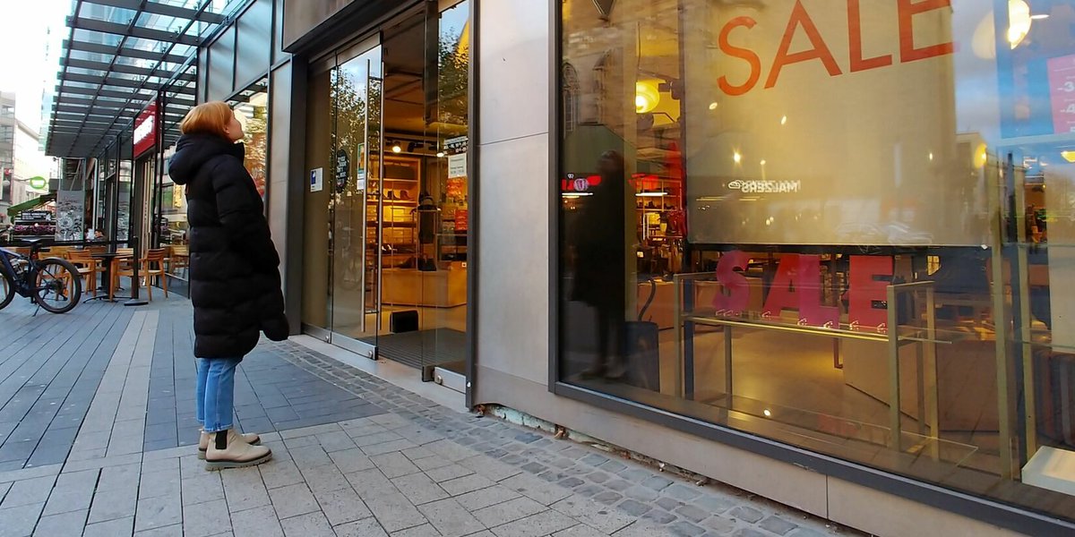Watchman78's tweet photo. Bekannter Schuh-Laden in Bestlage schließt: Was passiert mit zweitem Geschäft in Dortmund? https://t.co/8KW5wuMuZY https://t.co/glxzfwEu4F