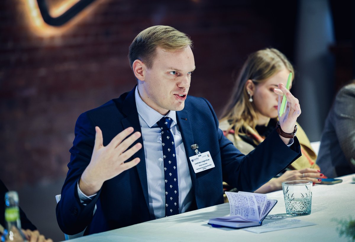 karlspreis_ac's tweet photo. From the future of Europe, to pushing climate policies, AI governance &amp; global competition to inclusive European policies and rethinking European autonomy, today we have discussed a wide range of European topics at the Karlspreis Europa Summit. 
#karlspreis2022 https://t.co/HIddpzw8UH