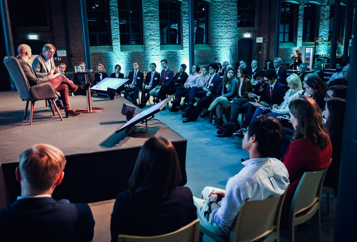 karlspreis_ac's tweet photo. From the future of Europe, to pushing climate policies, AI governance &amp; global competition to inclusive European policies and rethinking European autonomy, today we have discussed a wide range of European topics at the Karlspreis Europa Summit. 
#karlspreis2022 https://t.co/HIddpzw8UH