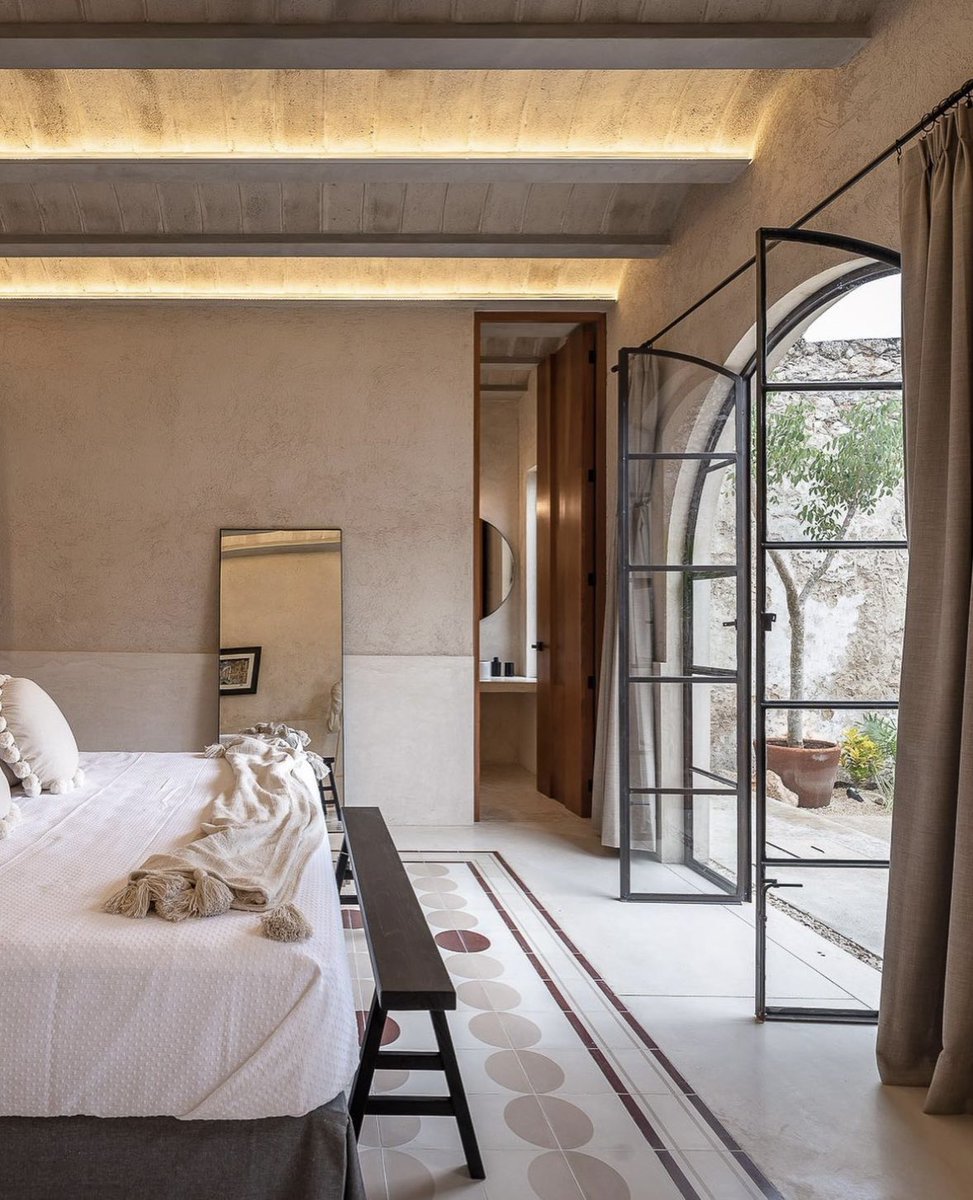 NATALIALABEL's tweet image. The details of this 19th century house in Yucatán, Mexico. Crème de la crème.