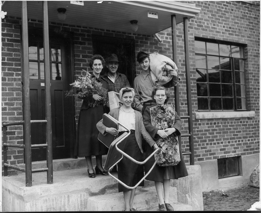 TorontoArchives's tweet photo. When the first building in #RegentParkNorth was completed in March 1949, the Bluetts were the first family to move in. Their new home was a two-storey, six-room apartment with a cellar that rented for $67 a month, including heat & water. #TCHC #TOHousing #TorontoArchives https://t.co/5M31gvw0dA