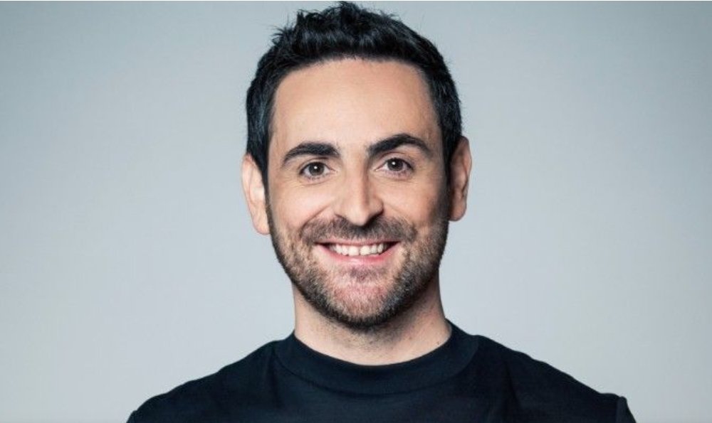 strange07970905's tweet photo. Depuis que je sais que c'est @CamilleCombal pour les @NRJMusicAwards je vais regarder à coup sur attention ne me sauter pas dessus j ai rien contre nikos juste j aime trop camille!! #NRJMusicAwards #TF1 #camillecombal #combal https://t.co/0nZpiJNGdR