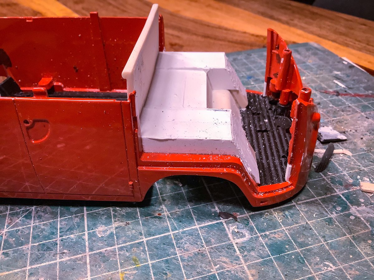 OlitzschG's tweet photo. Go Low - Typ2  T1 Bus w/chassis modifications…why not?
▶️Prepping a classic lowering.
#slammed Scale Bulli🇩🇪
Modified Diecast
#ScaleFun https://t.co/e17f1xlkRQ