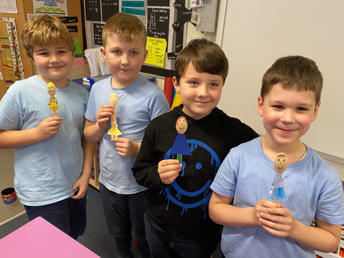 mrskmcarral's tweet photo. We had a brilliant time making - and performing with - our βMatildaβ wooden spoon puppets! Lots of laughs as we acted out favourite parts of the book we have been enjoying so much together these last few weeks! #BookWeekScotland @ReadSps ππ¦ https://t.co/2CyuamQ9Zm