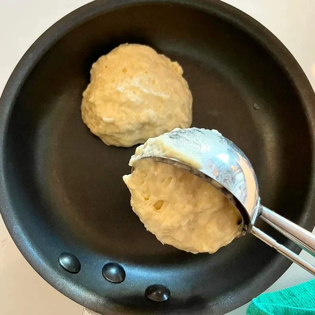 Mildred (@mildredstemple) on Twitter photo Mildred's got a secret, and it's a big scoop! That's exactly how we get our pancakes to be so perfectly round - a scoop! We're giving them away with the first 100 Pancake Essentials Boxes purchased online! *LESS THAN 20 LEFT* Order now while they last: mildreds.ca/free-scoop Mildred's got a secret, and it's a big scoop! That's exactly how we get our pancakes to be so perfectly round - a scoop! We're giving them away with the first 100 Pancake Essentials Boxes purchased online! *LESS THAN 20 LEFT* Order now while they last: mildreds.ca/free-scoop
