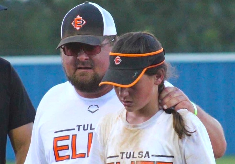 ExtraInningSB's tweet photo. Cash Miller was the head coach for the Tulsa Elite 23/24 18U team and was beloved by his players and parents before passing in October 2022 at age 43.
https://t.co/VielBpIFPG https://t.co/jdoiKwJl7f
