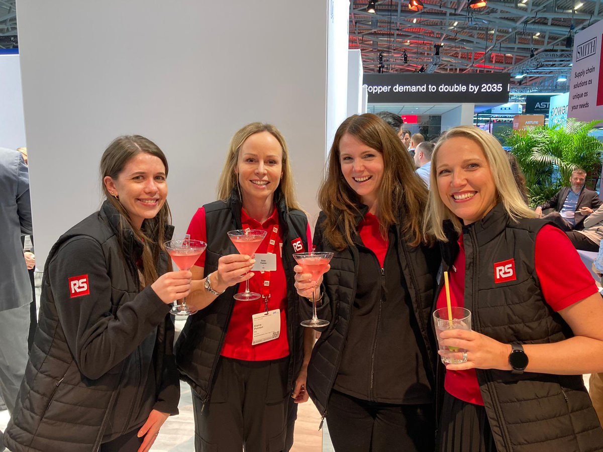 WeAreRSGroup's tweet photo. Some of our representatives at tonight’s @WomenElectronic event on the @Supplyframe stand this evening.

Thank you for having us!

#electronicaFair #WeAreRS #WomenInElectronics https://t.co/GSobSDu0Uu