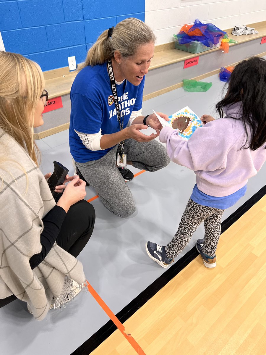 Spreading some LOVE around the school by telling the teachers how much we appreciate them!!! 💙 #hammfamm #hammheroes <a href="/hammelem/">Sherry & Paul Hamm Elementary</a> <a href="/Danelle_Price_/">Danelle Price</a> <a href="/KristiHanzlicek/">Kristi Hanzlicek</a> <a href="/HMarshall_27/">Heather Marshall</a>