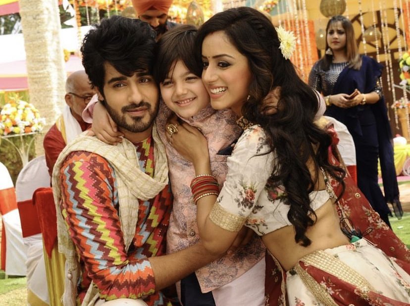 YehHaiChahatei's tweet photo. TAKE ME BACK TO THE OLD DAYS OF #YehHaiChahatein 
THOSE #Rushansh days were everything to meee! #YehHaiChahatein #RuSha #RuShansh https://t.co/My0QNqwaue