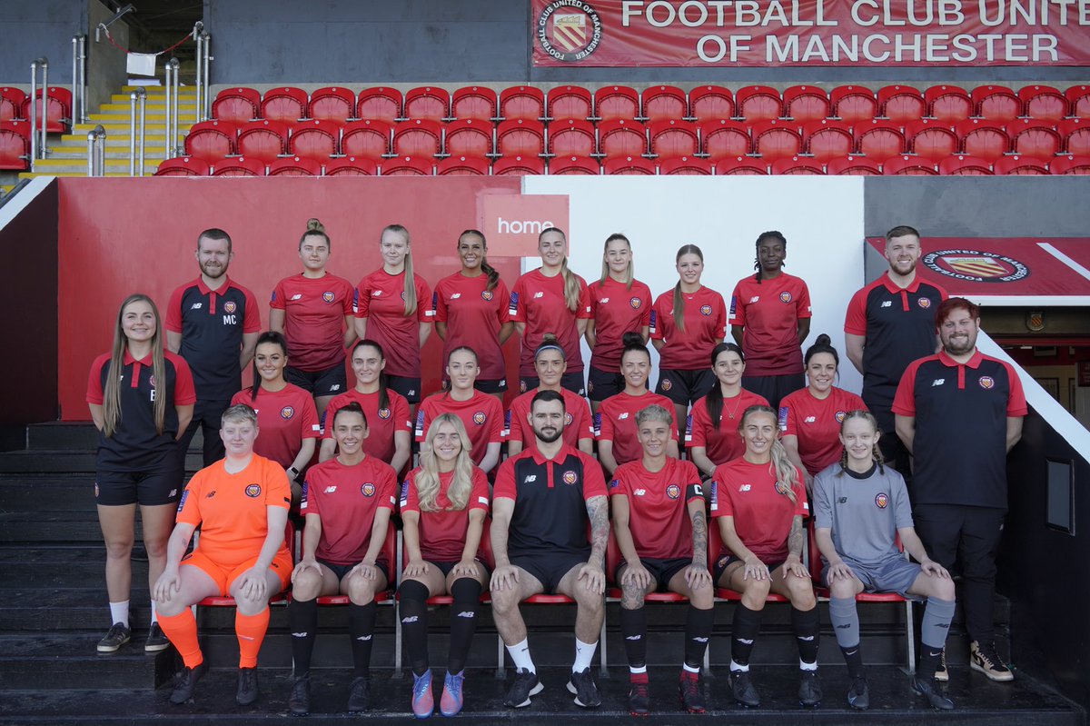 FCUnitedWomen's tweet photo. Better late than never! Presenting our 2022/23 FC United of Manchester Women’s Team 🔴⚪️⚫️

We’re also looking to convert our 100% league start into silverware come April 🏆🏅

#FCUMW #FCUM #WomensFootball #NWWRFL #PromotionCampaign https://t.co/lpby3ncRNU
