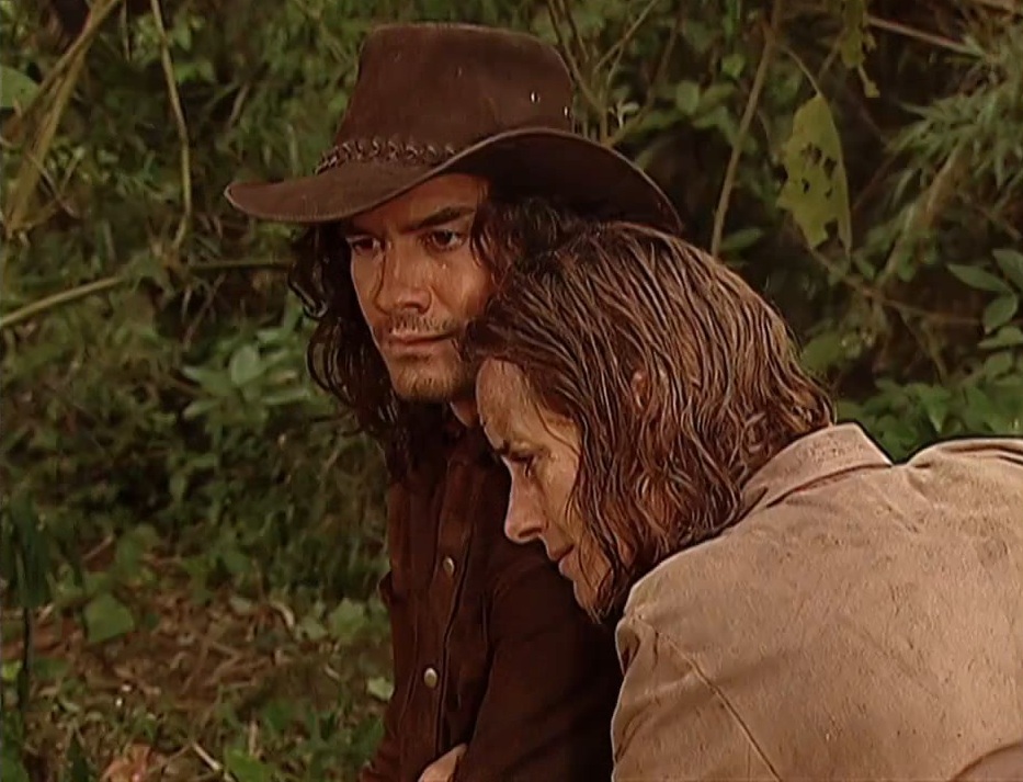 PasdeGavilanes's tweet photo. #PasiónDeGavilanes #GavilanesNova #PDG123 Doña Gabriela le pide perdón a Juan por su responsabilidad en la muerte de Libia. https://t.co/njgAWIilqS