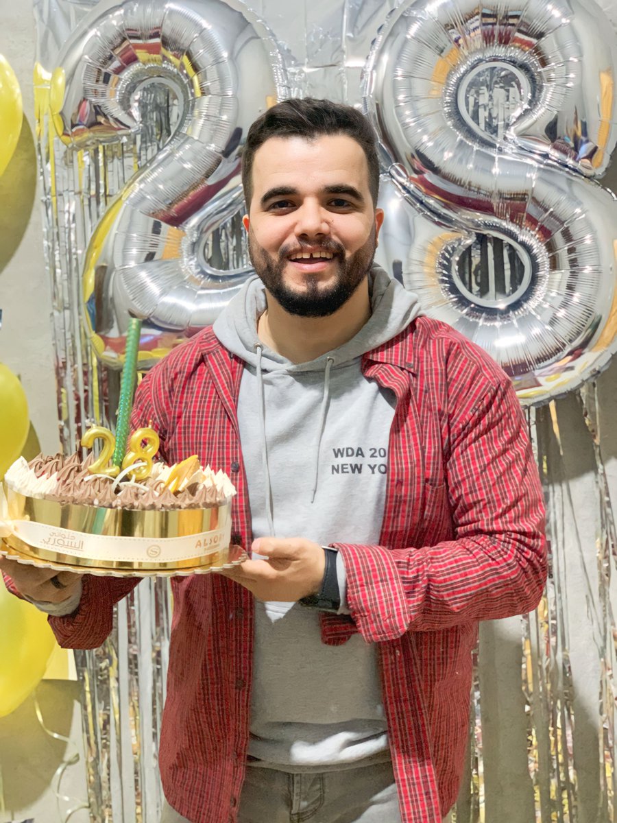 Islam15h's tweet photo. It's my birthday 🎂 🥳 https://t.co/bkzRr0lZQv