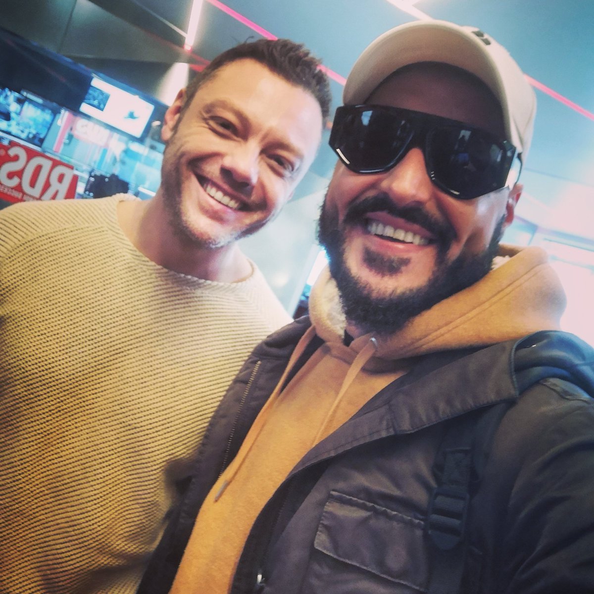 #tizianoferro in #Radio <a href="/TizianoFerro/">Tiziano Ferro</a> <a href="/RDS_official/">RDS</a>
🔥❤️💣🙏
