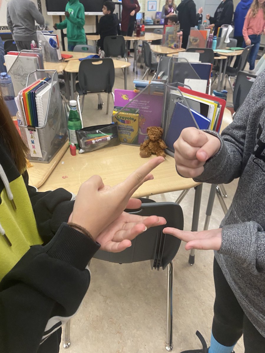 wdsgradesix's tweet image. We are enjoying our new Math Energizer game:Knockout. A great way to practice basic facts and subitizing. #wdsgradesix #cbemath #mathenergizers