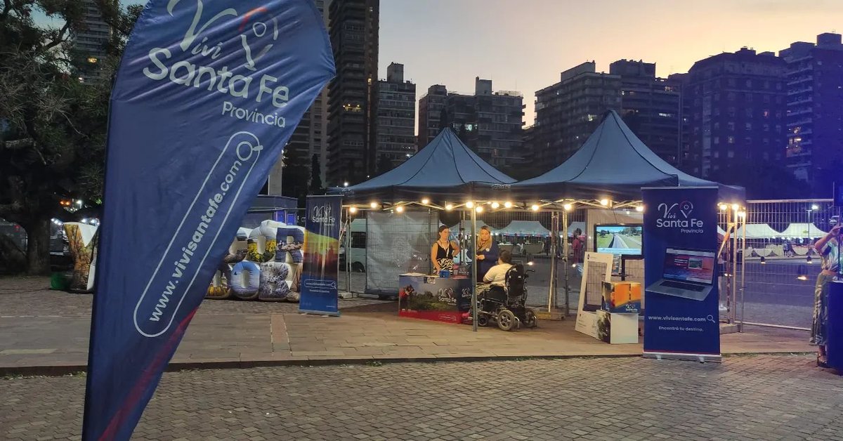 Participamos del 𝟯𝟴º 𝗘𝗻𝗰𝘂𝗲𝗻𝘁𝗿𝗼 𝘆 𝗙𝗶𝗲𝘀𝘁𝗮 𝗡𝗮𝗰𝗶𝗼𝗻𝗮𝗹 𝗱𝗲 𝗖𝗼𝗹𝗲𝗰𝘁𝗶𝘃𝗶𝗱𝗮𝗱𝗲𝘀  💃🎉 en el 📍 Parque Nacional a la Bandera de #Rosario. 

Viví todo el color de una fiesta única, #vivisantafe
<a href="/santafetur/">Turismo Prov SantaFe</a> <a href="/ProduccionSF/">Desarrollo Productivo Santa Fe</a> <a href="/GobSantaFe/">Gobierno de Santa Fe</a>