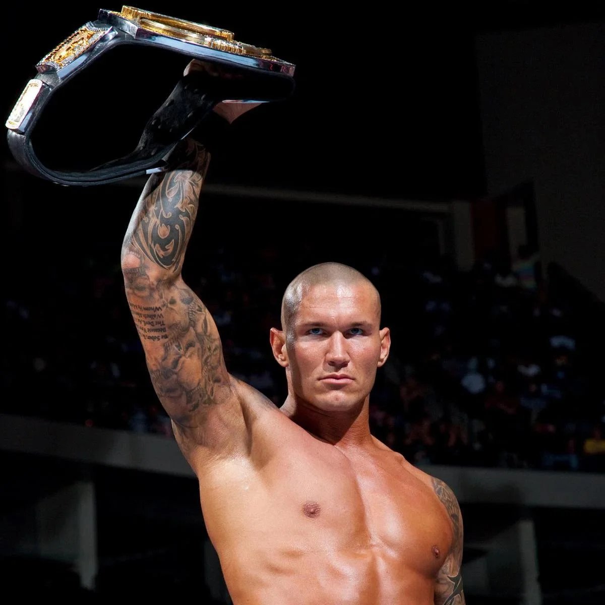 SplitLord's tweet photo. I don't care what anyone says, 2009 Orton had that DAWG in him. https://t.co/zXiOY8Mo4d