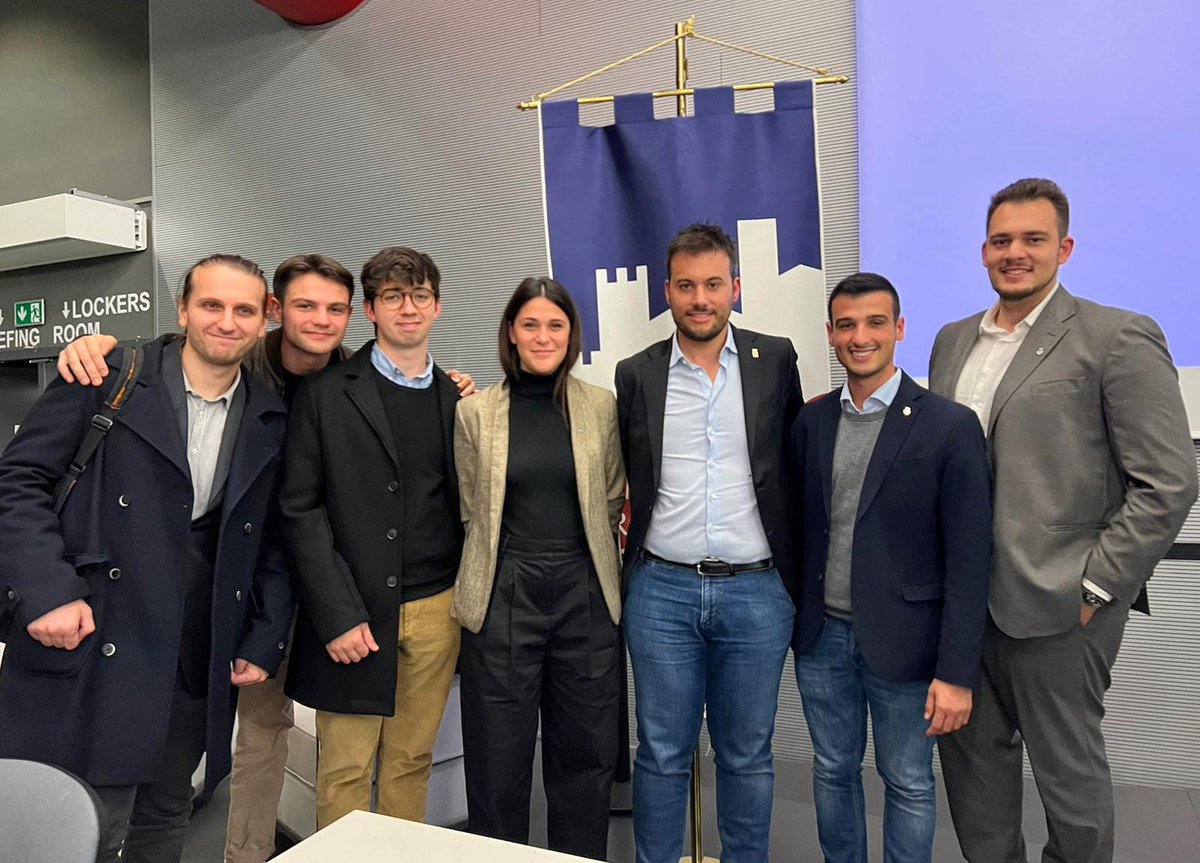 Oggi a #Imola abbiamo costituito il nuovo coordinamento giovani di <a href="/comuni_anci/">comuni_anci</a> Emilia-Romagna. Sono stato eletto nel coordinamento guidato dal collega Sindaco di Imola <a href="/MarcoPanieri/">Marco Panieri</a>. Buon lavoro a tutte e tutti!